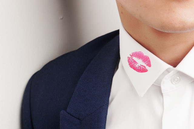 5-signs-that-your-partner-is-cheating-on-you